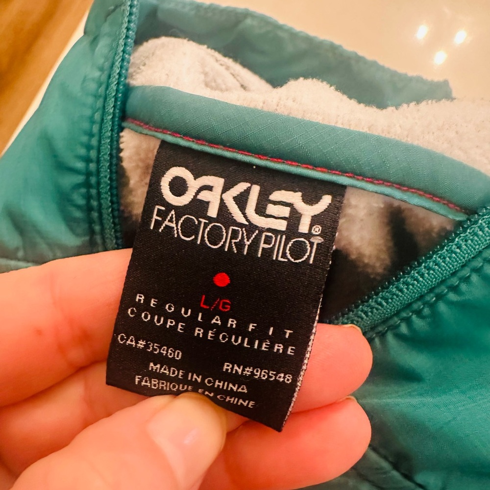 Oakley Teal and Gray Performance Jacket - Picture 4 of 5